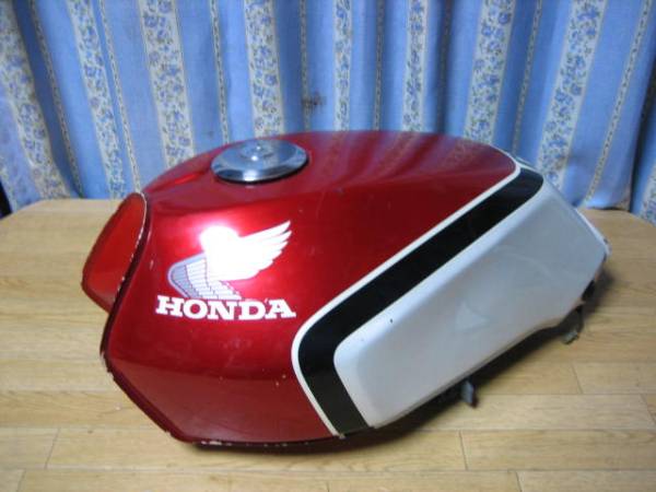CBX400F タンク　CBX550F 燃料タンク　ジャンク品 ガソリンタンク CBX400F ジャンク CBX550 cbx400f CBX550F タンク