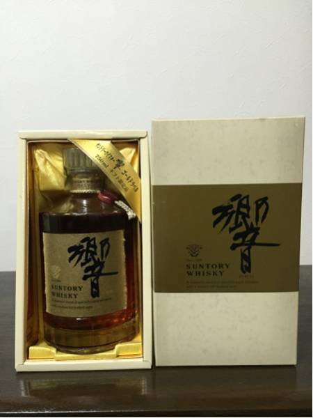 限定 レア サントリー ウイスキー 響 ゴールドラベル 旧 750ml 限定 レア サントリー ウイスキー 響 ゴールドラベル 旧 750ml