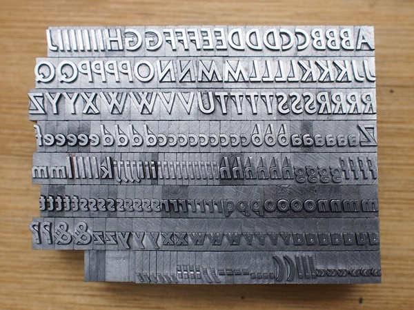 メタルスタンプ 24pt Kabel Bold 活字 刻印 アルファベット