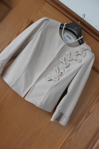 定価38000円★RENE*極上シルエット*ノーカラーシンプルＪＫ