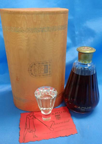 未開栓☆カミュ　カラフェ　コニャック　バカラボトル　外箱付☆