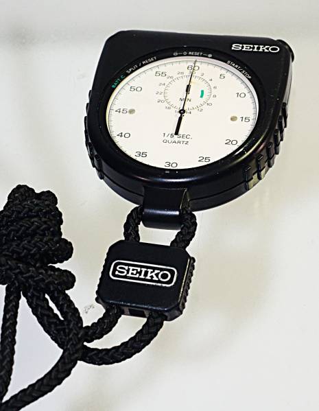 SEIKOストップウォッチ8A20-0010☆アナログで、クォーツ 使用品