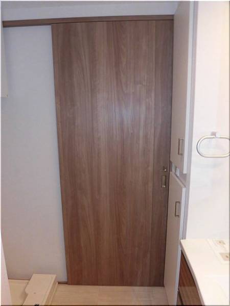 S-12★モデルルーム展示品★洗面所 引戸 施錠 枠付