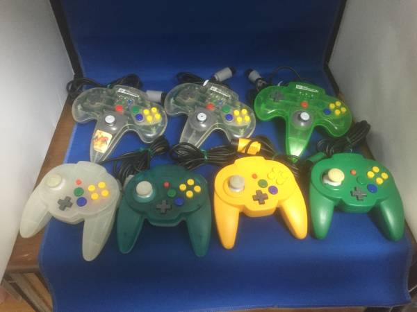 N64用ホリパッドミニ64×4＆ホリコマンダー64×3　計7個　動作品