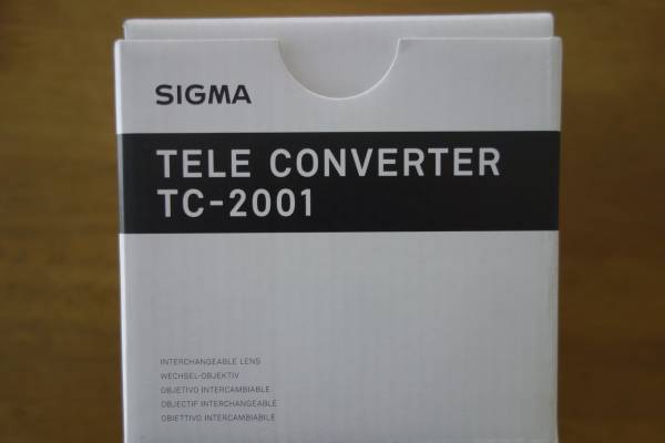 テレコンバージョンレンズ　SIGMA TC-2001