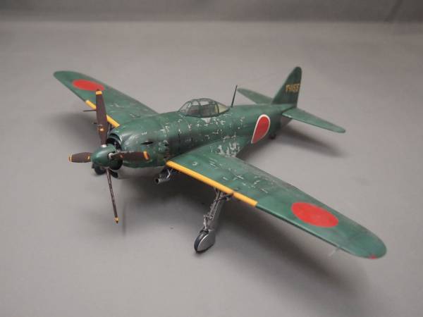 ハセガワ1／48日本海軍　紫電11型　完成品