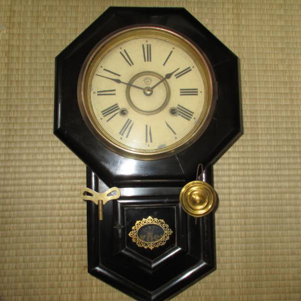精工舎の小型八角柱時計