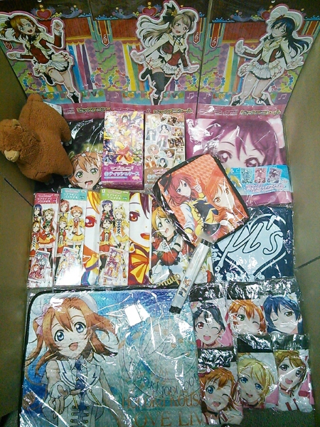 在庫処分】 ラブライブ！グッズ大量まとめ売り Tシャツ他… ご閲覧