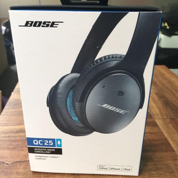 BOSE QuietComfort 25ノイズキャンセリング ヘッドホン ブラック