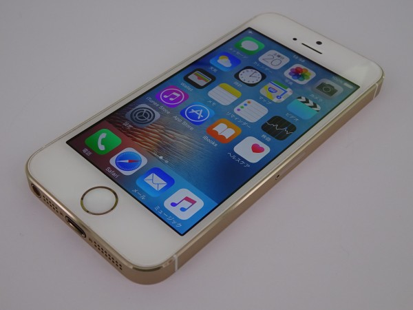 正規Simフリー機 99%新品 米国版 　iPhone5S 　大容量64GB (E2)