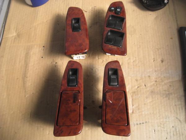 クラウン H13年 JZS171 パワーウインドスイッチ 即決価格！#2P40