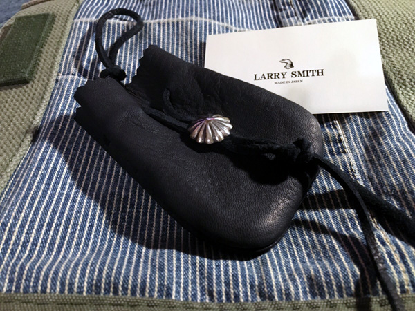 larry smith ラリースミス　メディスンポーチ ◇LARRY SMITH ラリースミス◇メディスンポーチ レッドムーン