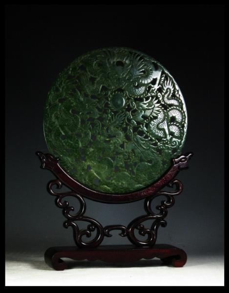 【大景】美術館級 清朝期 碧玉雲龍圖圓屛