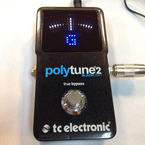 tcエレクトロニック ポリチューン2 中古 箱他付き キレイです
