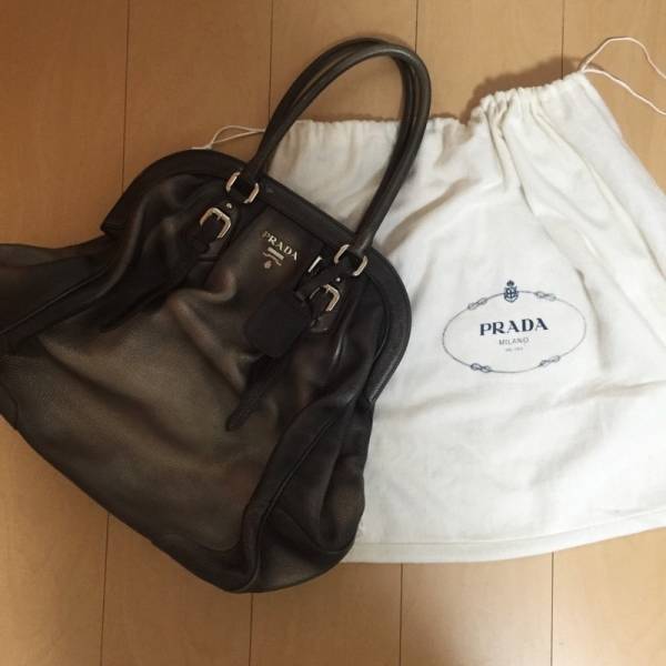 定価25万 PRADA プラダバッグ★人気グラデーション★牛革　
