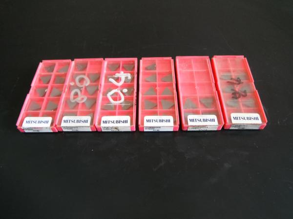 三菱　三角インサートTPGN160系　各種　旋盤チップ