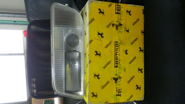 フェラーリ純正フォグランプ左512TR 