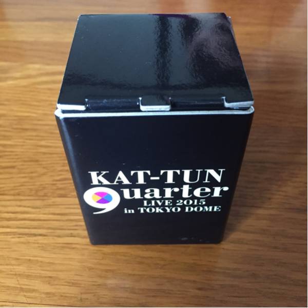 KAT-TUN quarter ショットグラス リングライト バスタオル缶バッジ 得価，お得 KAT-TUN quarter LIVE 2015 in TOKYO DOME ショットグラス