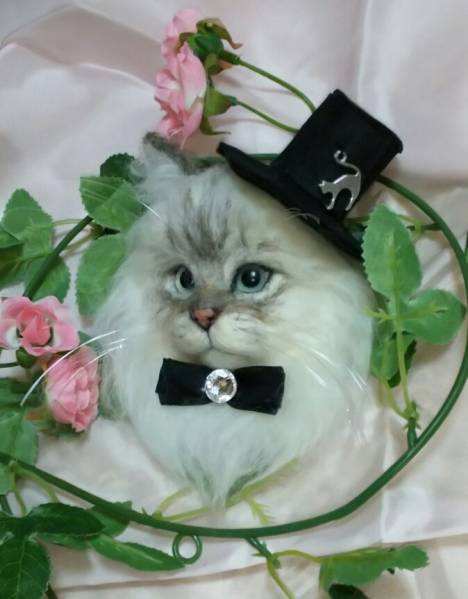 羊毛フェルト　猫　　サイベリアン　ブローチ　　♪ハンドメイド_1