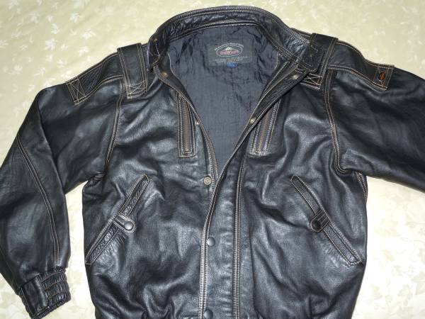 (^^♪：クシタニ皮ジャンバー（中古売り切り）