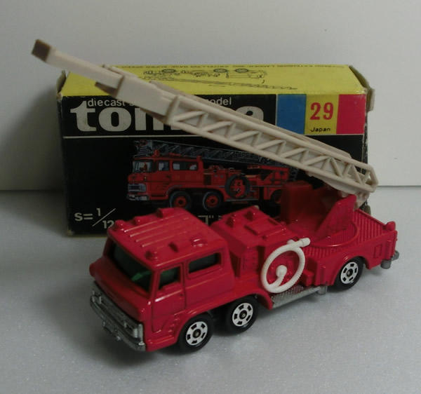 トミカ　No.29　日野　ハシゴ　消防車　日本製　中古品