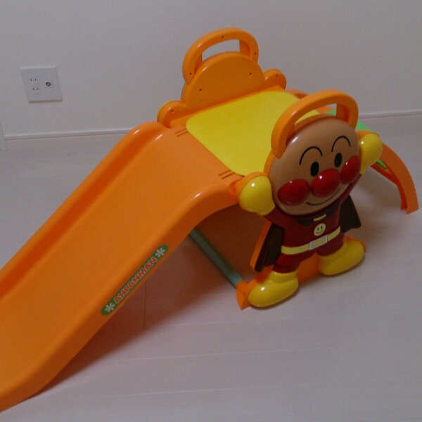 アンパンマン ピッピすべり台