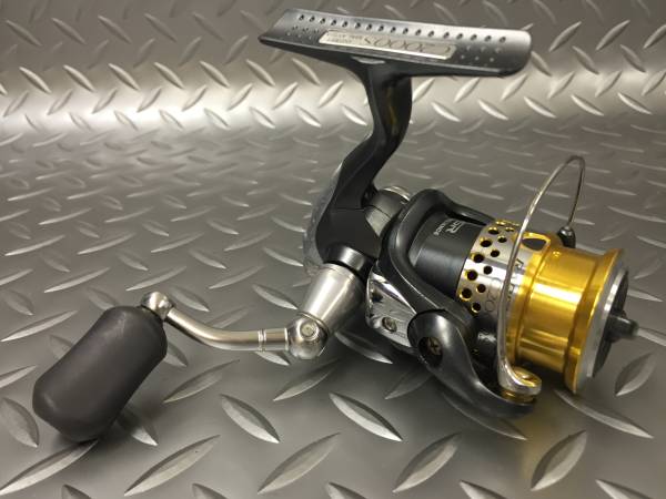 ☆シマノ　レアニウムＣＩ４　Ｃ２０００Ｓ　中古品☆