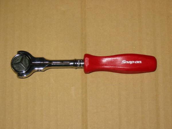 日本限定 新品スナップオン3/8スイベルラチェットFHCNFD72レッド