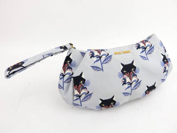 《卸特価》ミュウミュウ miumiu 猫柄 プリント ナイロン ポーチ