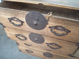 桜丸金具 米沢箪笥 時代箪笥 前栗 和箪笥 木瓜引手 古道具 ローボード