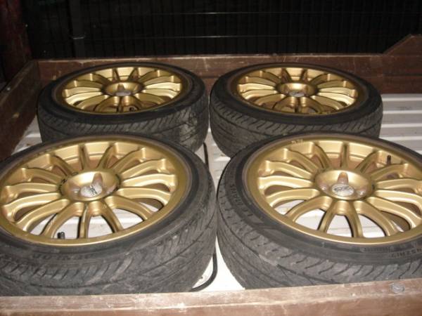 レガシー　インプレッサ用　OZ　17インチアルミホイール