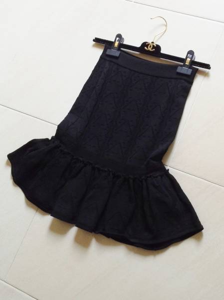 シャネル　カットワーク　ニット　スカート　フリル CHANEL