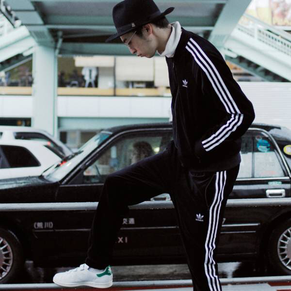 新品 M　オリジナルス ベロアジャージ　SS VELOUR TRACK　PANTS