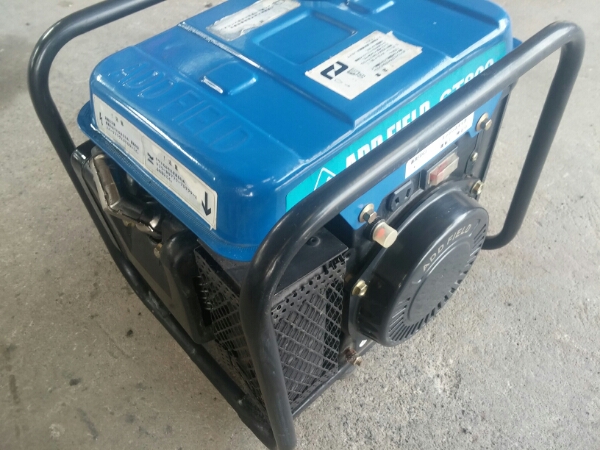 綺麗 アドフィールド インバーター発電機