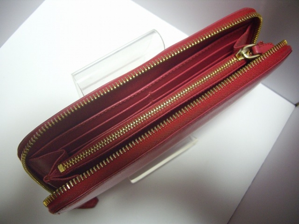 プラダ 長財布 1M0506 ピンク ラウンドファスナー レザー PRADA