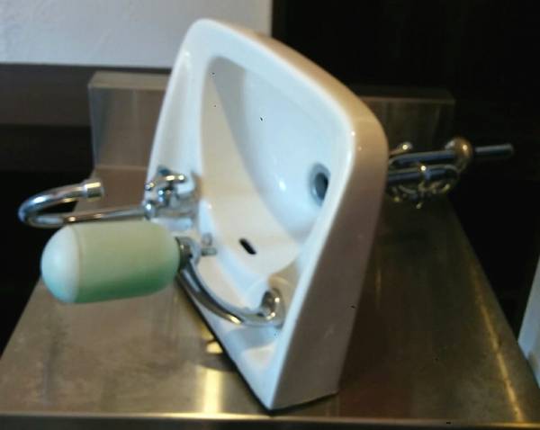 TOTO手洗いシンク L5 蛇口付★保健所対応★中古