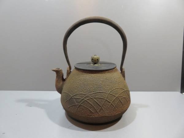☆古い味わい深い鉄瓶 龍文堂刻印 銅の蓋 茶道具☆ 金属工芸