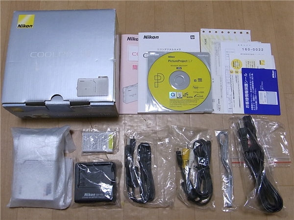 レア即決 Nikon ニコン COOLPIX S10☆スイバル/自撮りに便利