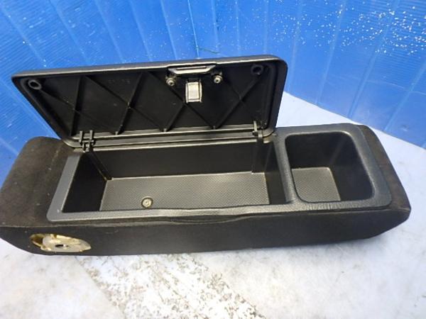 タント　L350.L360　アームレスト　小物入付　クロ系