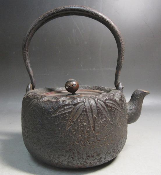 煎茶道具 時代鉄瓶 龍文堂 安之助 花押 刷毛目地紋 銅製蓋 時代物 極上