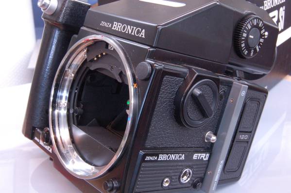 ●ブロニカ ETRSi　スピードグリップE　動作品