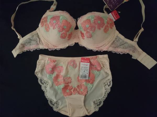 トリンプ solfege ソルフェージュ 625 D65&M オレンジ 新品