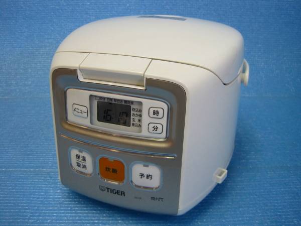 A25 タイガー 炊飯器 炊飯ジャー JAI-R550 3合 15年 黒遠赤釜