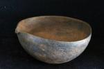 ミャンマー？の土器製片口鉢（口径２０-２１．５5センチ）