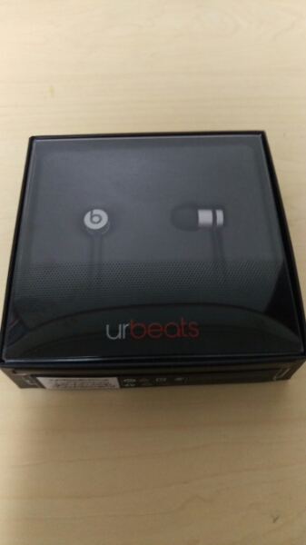 【新品未開封！】Ur Beats　イヤホン☆ブラック☆au正規品