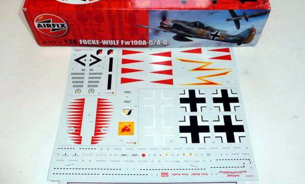 ◇エアフィックス 1/24 フォッケウルフ Fw190A-5/A-6 におまけ付