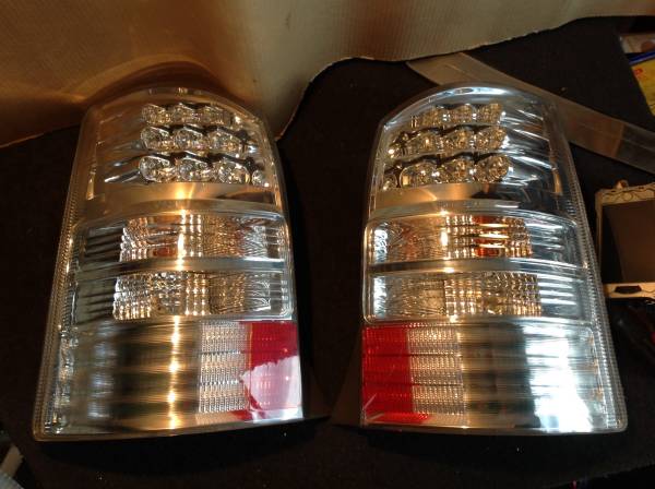 ウィッシュ ANE10／ZNE10系純正品OP LEDクリアテールランプ左右