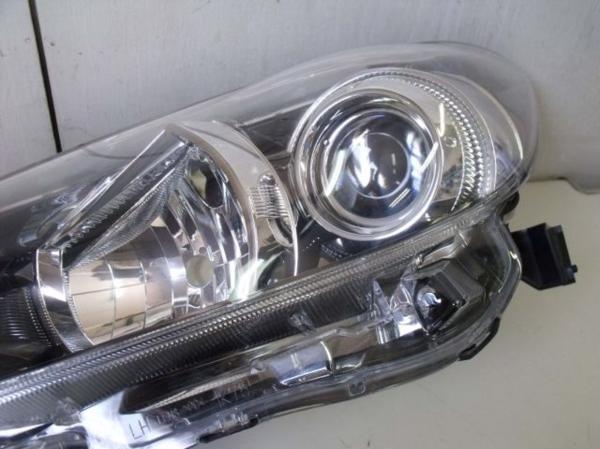 572522 ウィッシュ ZGE20W 左ヘッドランプユニット