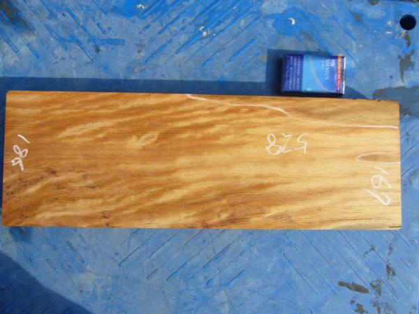 9-88 老肥松赤身の乾燥材・・指物・万年筆・ペン・箸・金襴杢