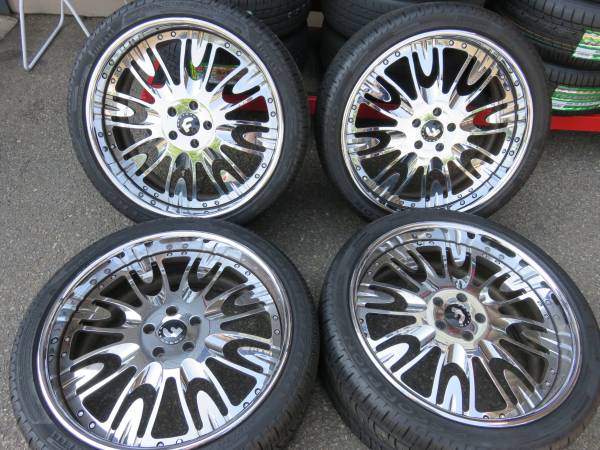 FORGIATO 22インチ PCD:120 タイヤ付4本 中古 自動車、オートバイ 